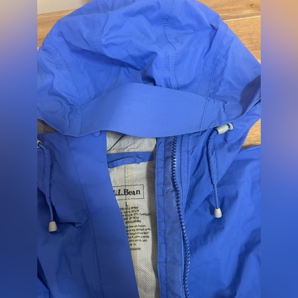 LL Bean Women’s Blue Windbreaker Jacket Size Large - Picture 8 of 10